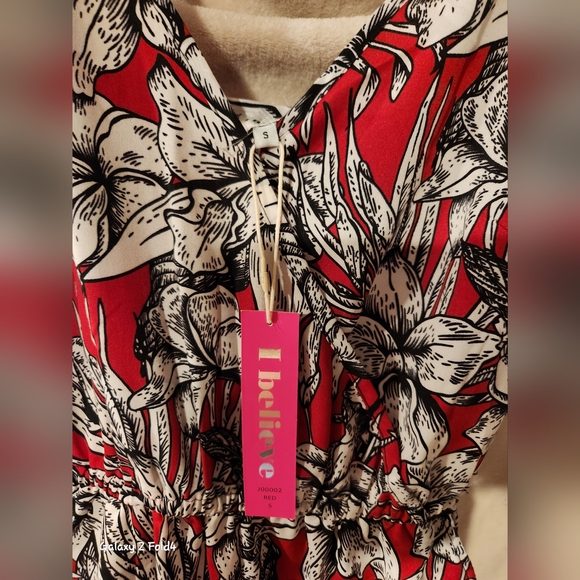 Red flowered Romper - Picture 2 of 2